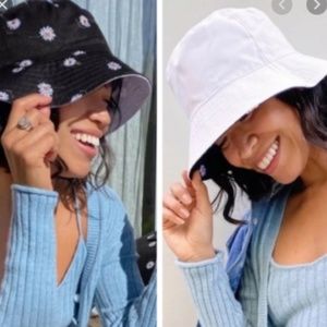 Alice and Olivia Reversable Bucket Hat